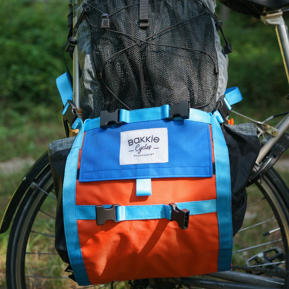 Transporter un gros sac à vélo - sacoche Bakkie