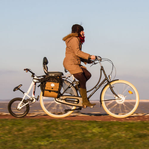 Tow a bicycle